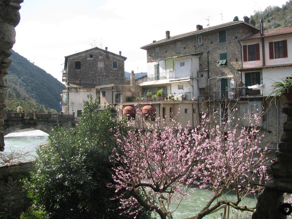 Casa Med Holiday Home Isolabona Kültér fotó