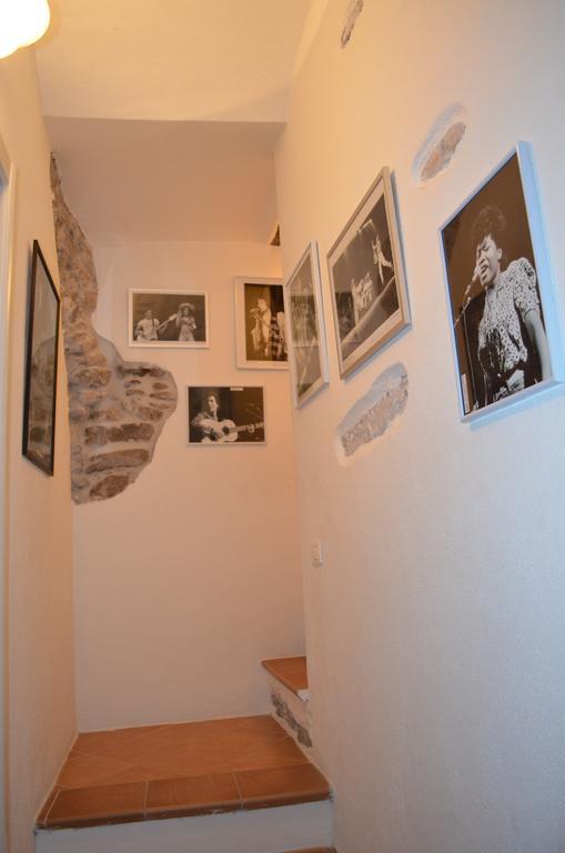 Casa Med Holiday Home Isolabona Kültér fotó